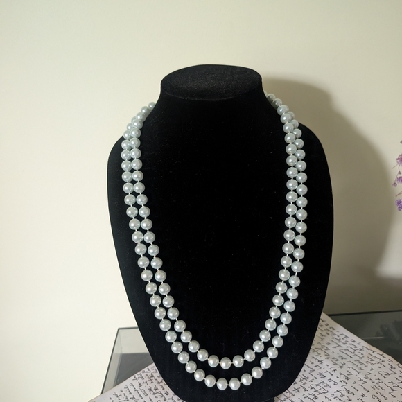 Vintage Blue Pearl Necklace - Picture 2 of 10
